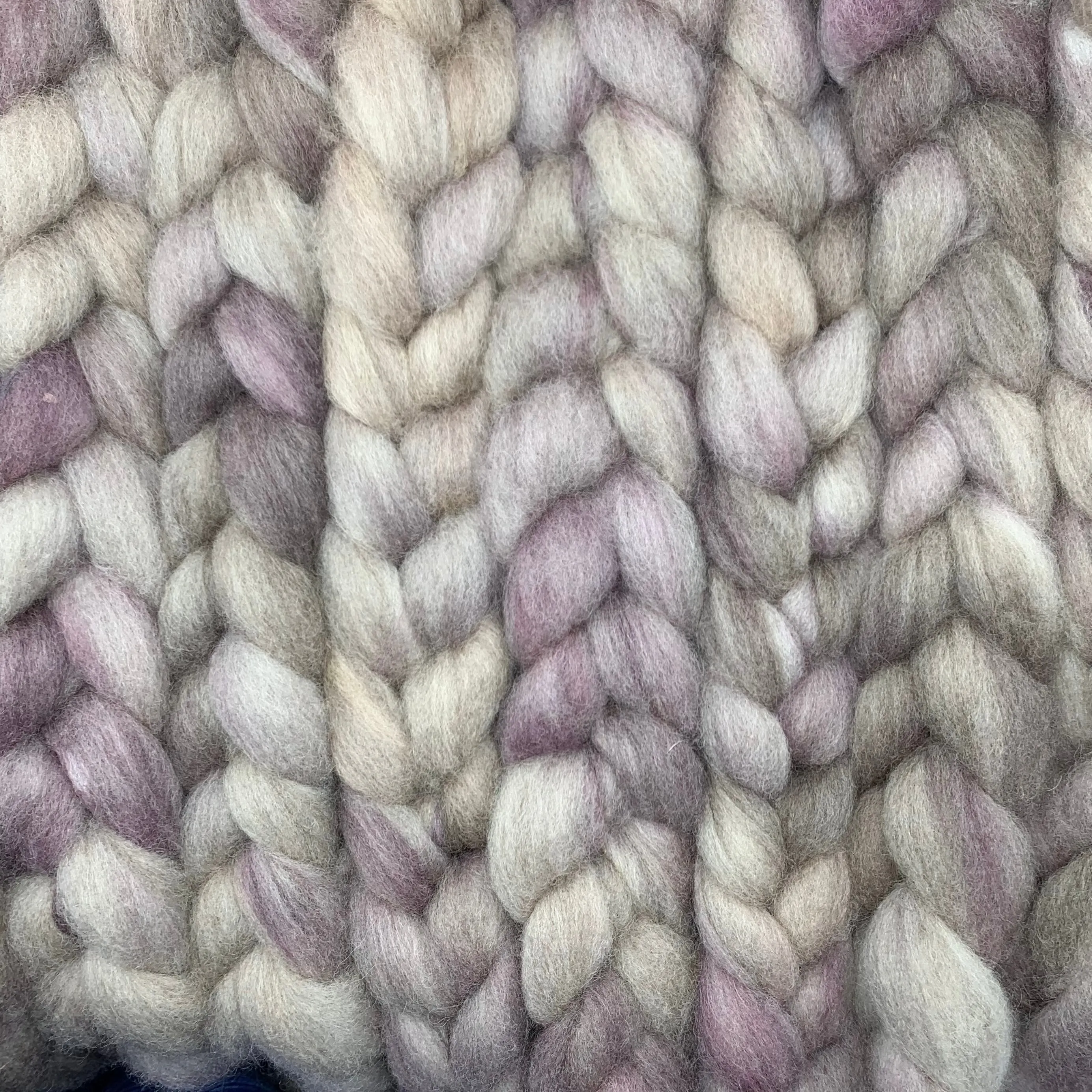PNWWW Crossbred Blend Wool Roving 4oz: Ophelia